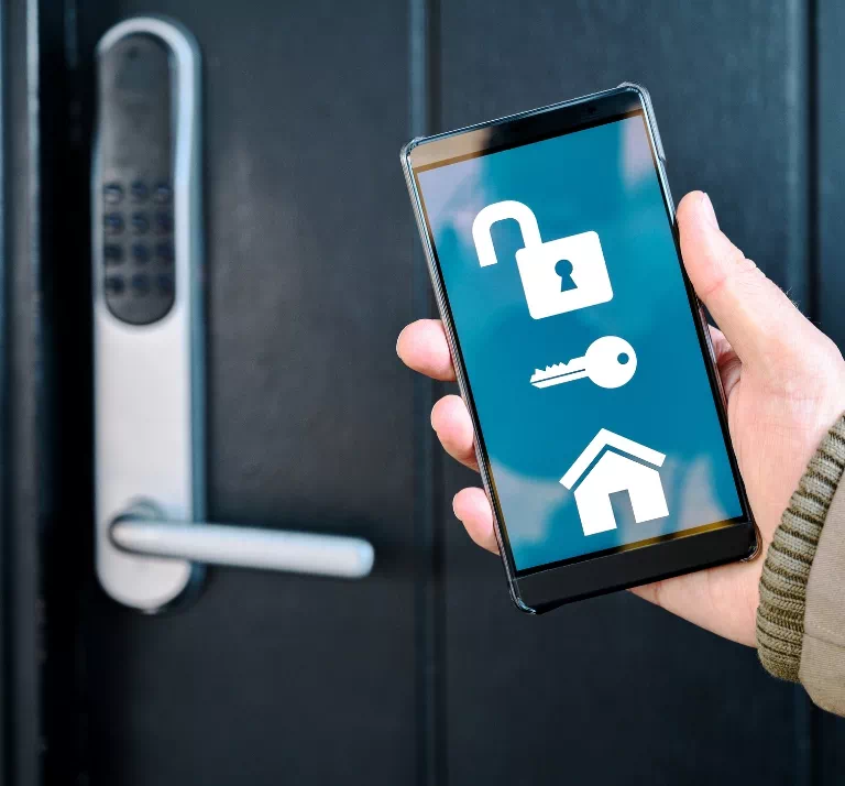 Systemy kontroli dostępu zabezpieczenia w telefonie przed zamkiem w drzwiach